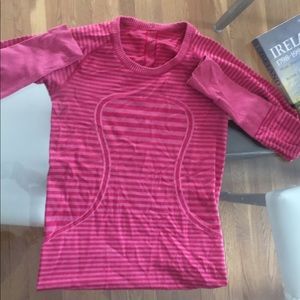 Lulu lemon swiftly t-shirt